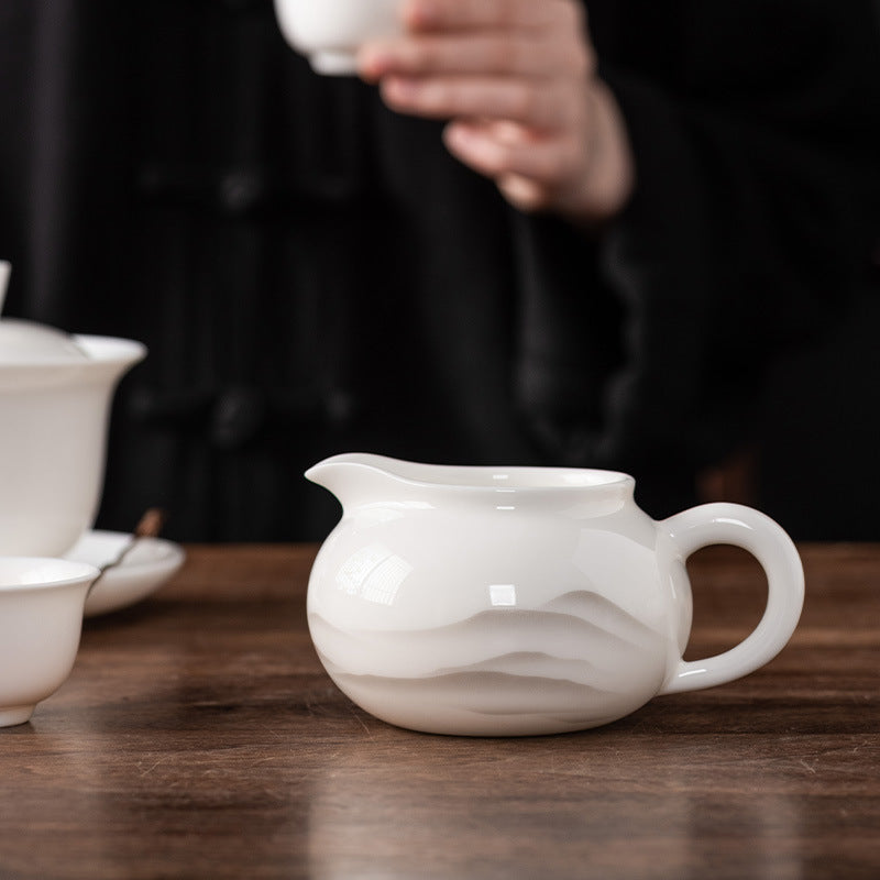 Suet-fat jade tea dispenser fair cup