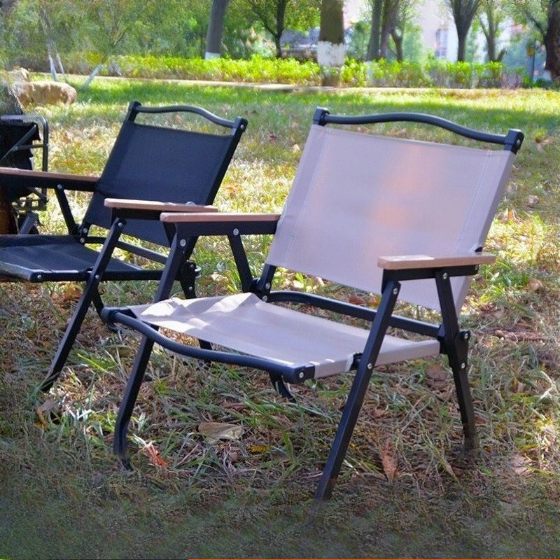 Folding Kermit chairs for outdoor beach camping